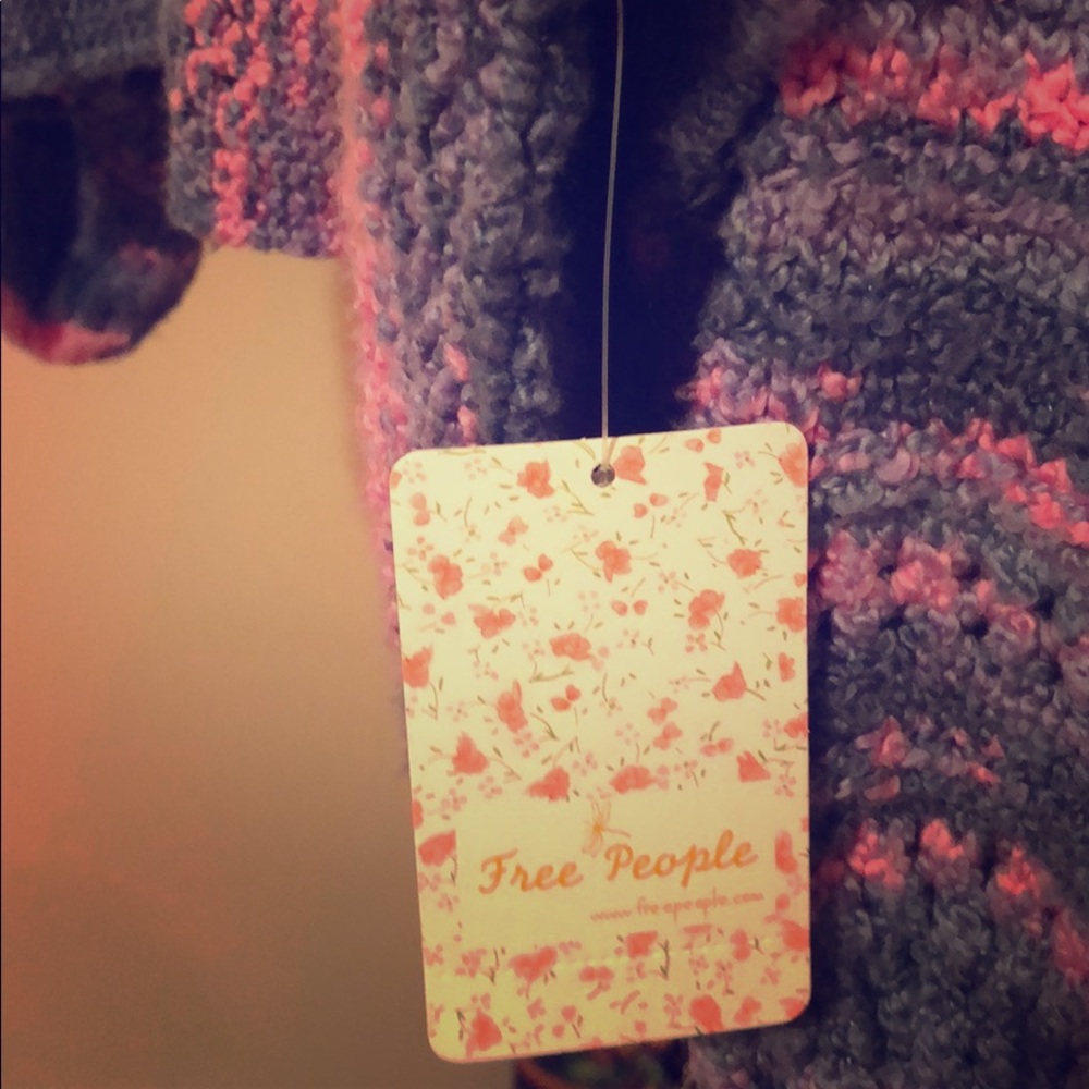 Free People Oversized V-Neck Sweater Size M